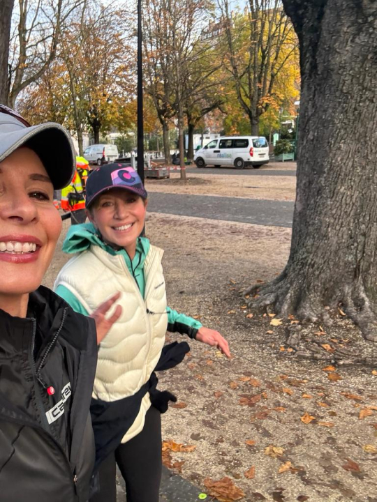 Leigh taking a personal interest in each and every member.